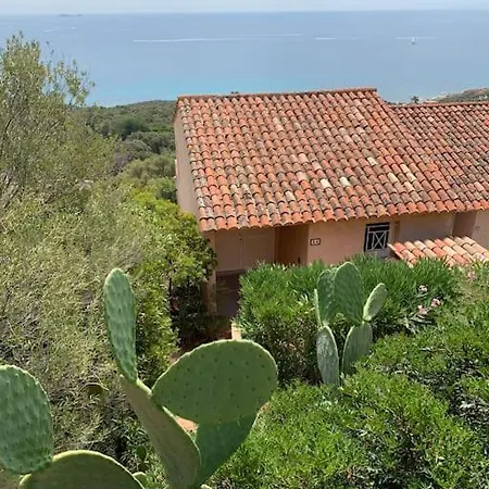Maison Corallo Splendide Vue Σπίτι διακοπών *