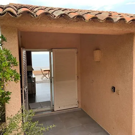 Maison Corallo Splendide Vue Σπίτι διακοπών *