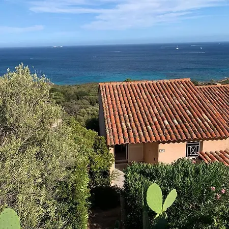 Maison Corallo Splendide Vue Σπίτι διακοπών *